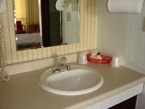 Viking Jr. Motel Saint Peter Exterior photo